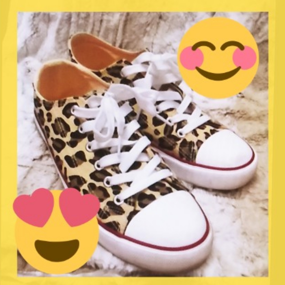 Women's Leopard Print Sneakers Casual Shoes Size 6